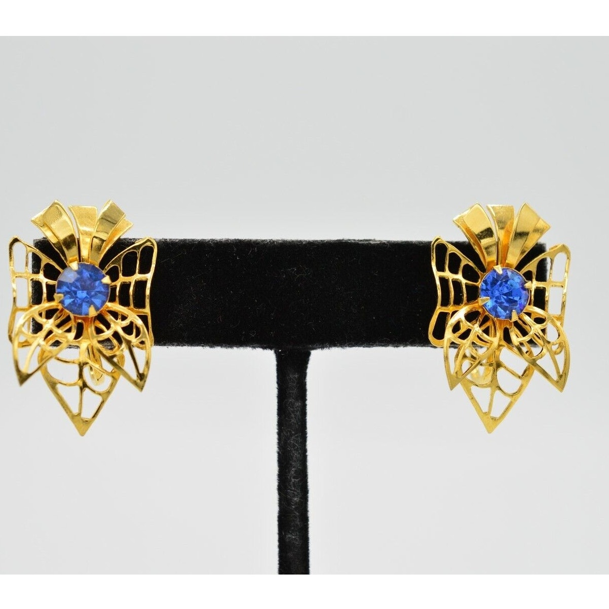 Bugbee Niles B.N Screw Clip On Earrings Gold Blue Rhinestone Flower Signed 9l